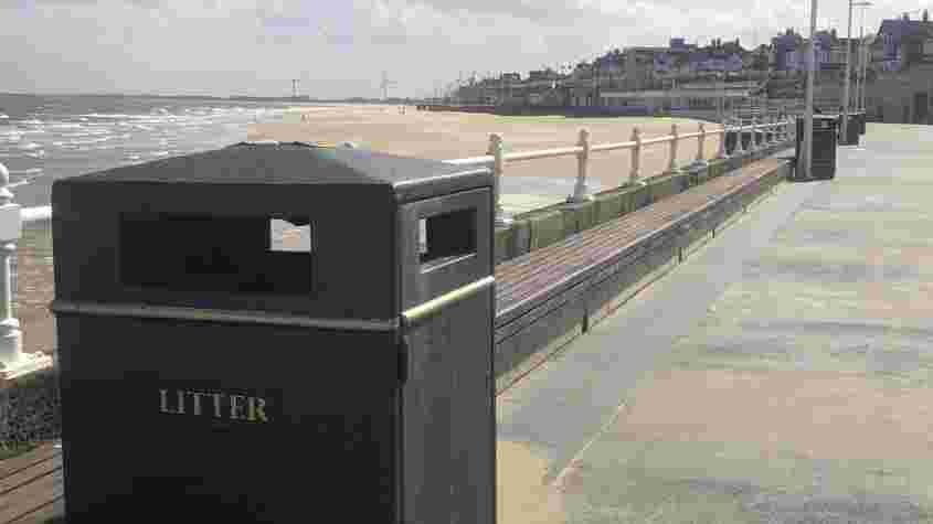 Visual aids for those struggling to find rubbish bins 1